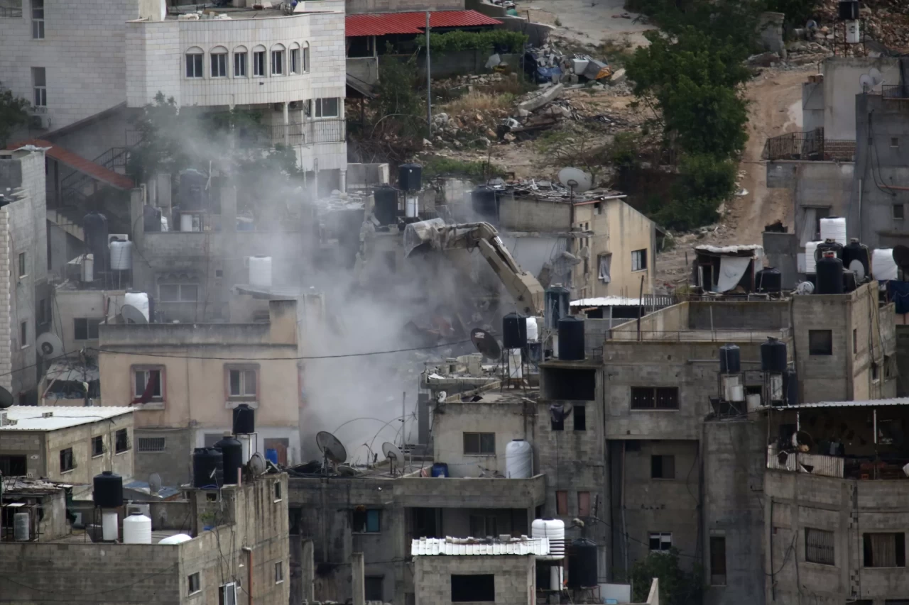 İsrail ordusundan skandal: Nur Şems Mülteci Kampı'ndaki evler yıkıldı