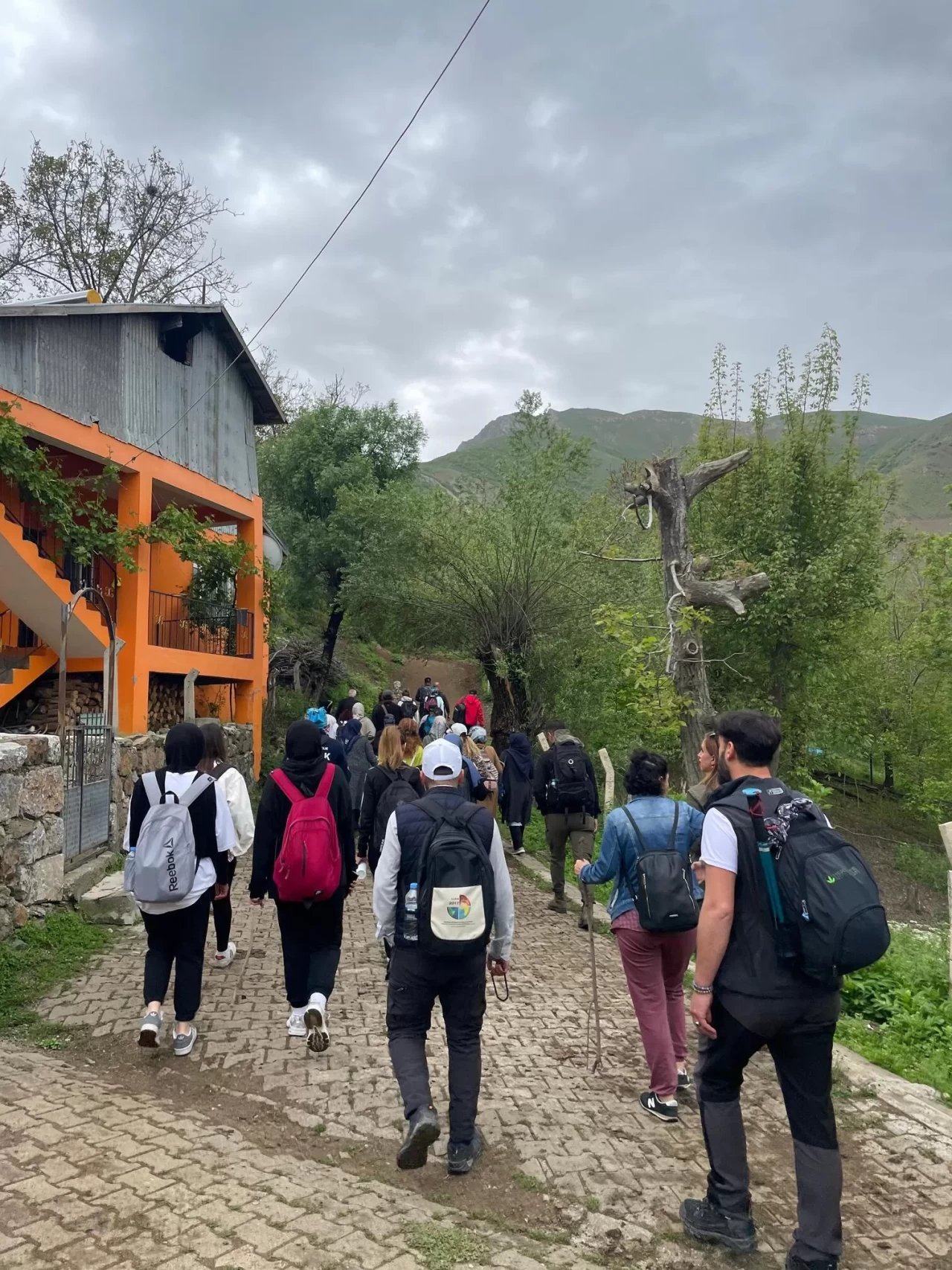 Elazığ Akdağ'da doğa yürüyüşü etkinliği yapıldı