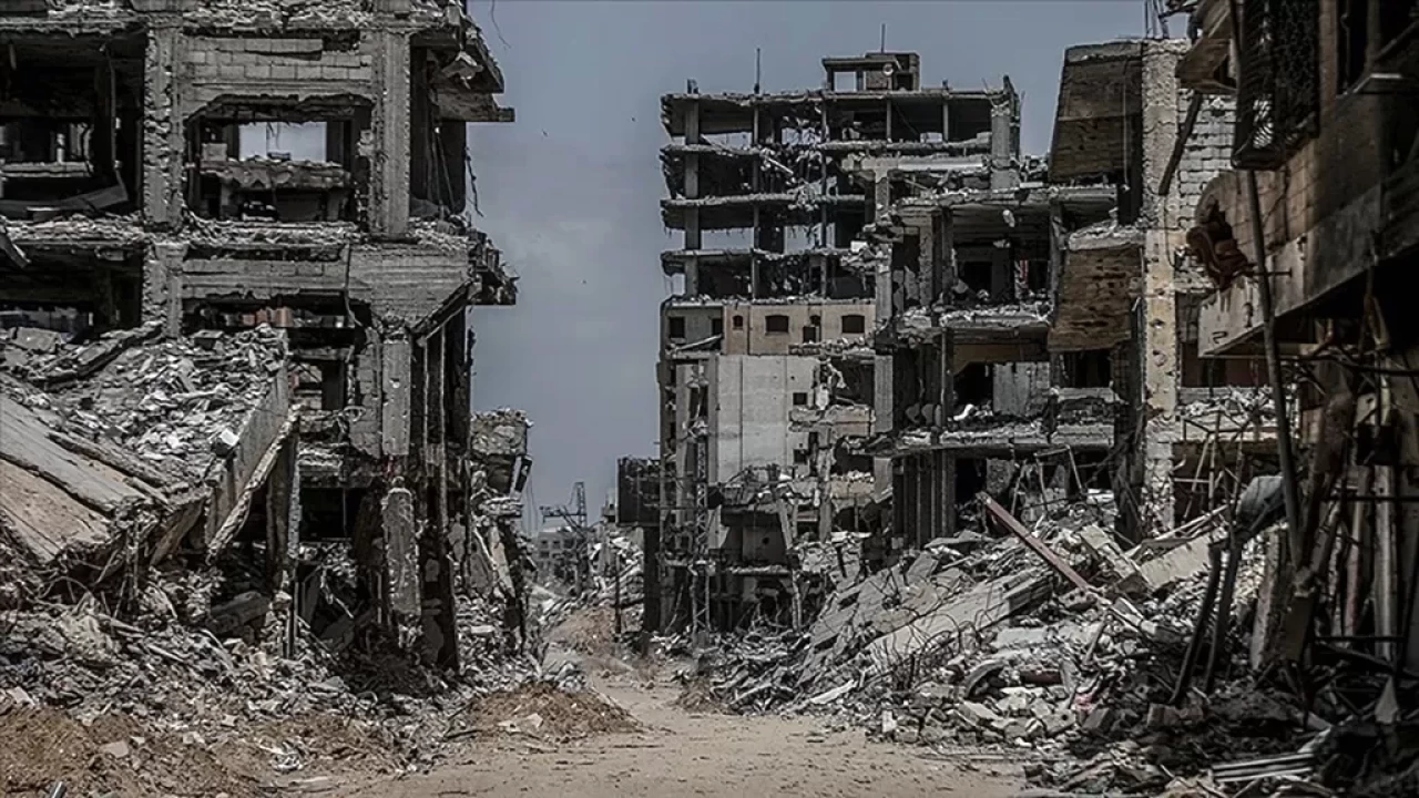 Gazze Hükümeti: İsrail 80 gündür insani yardım geçişini engelliyor