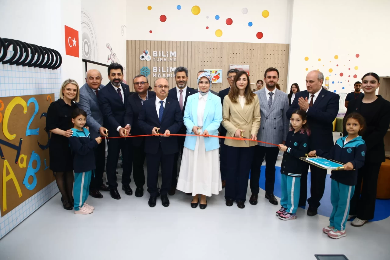 T3 Vakfı'ndan Azerbaycan'a iki yeni Bilim Merkezi