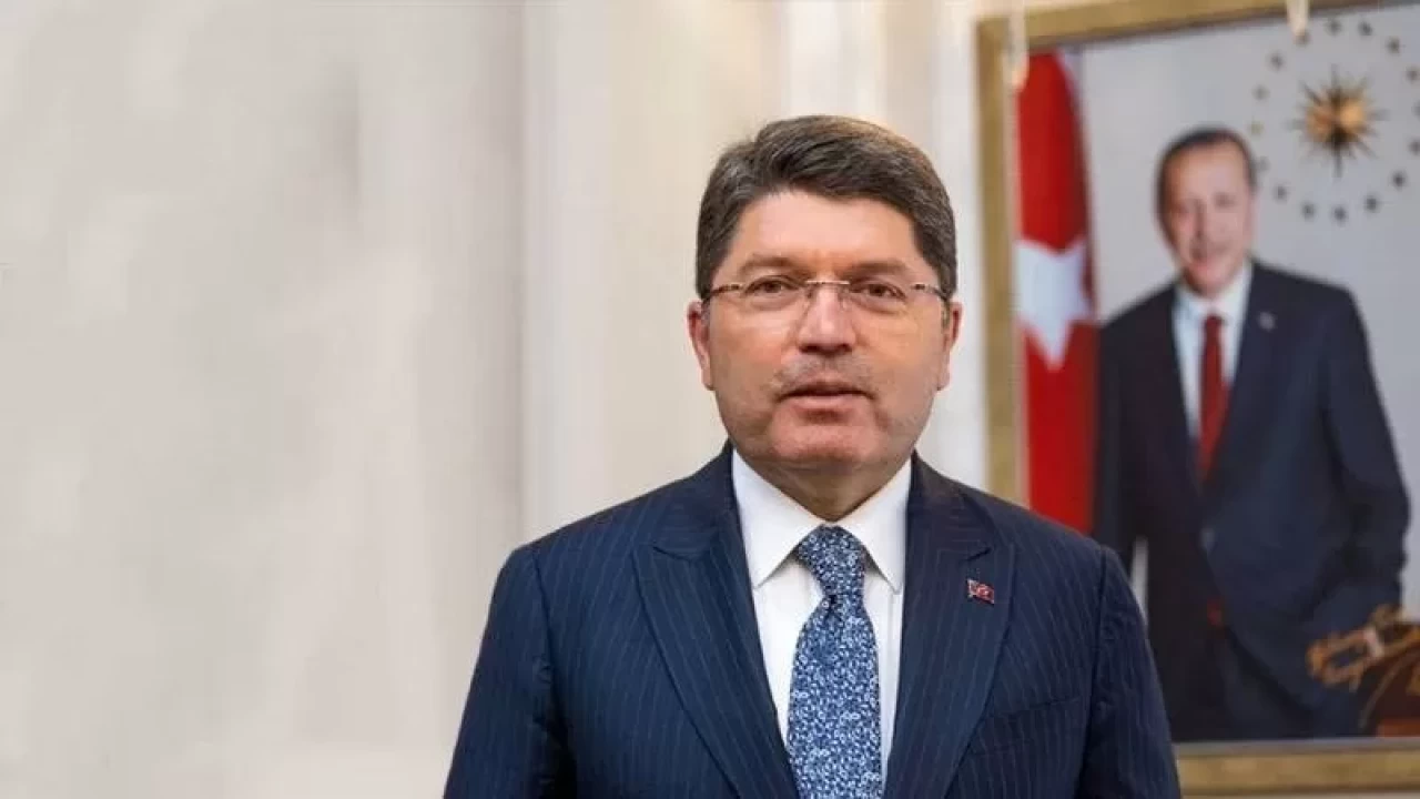Bakan Tunç'tan CHP'nin otobüs şoförüne ilişkin açıklama: Tutuklama talep edildiği iddiaları yalandır