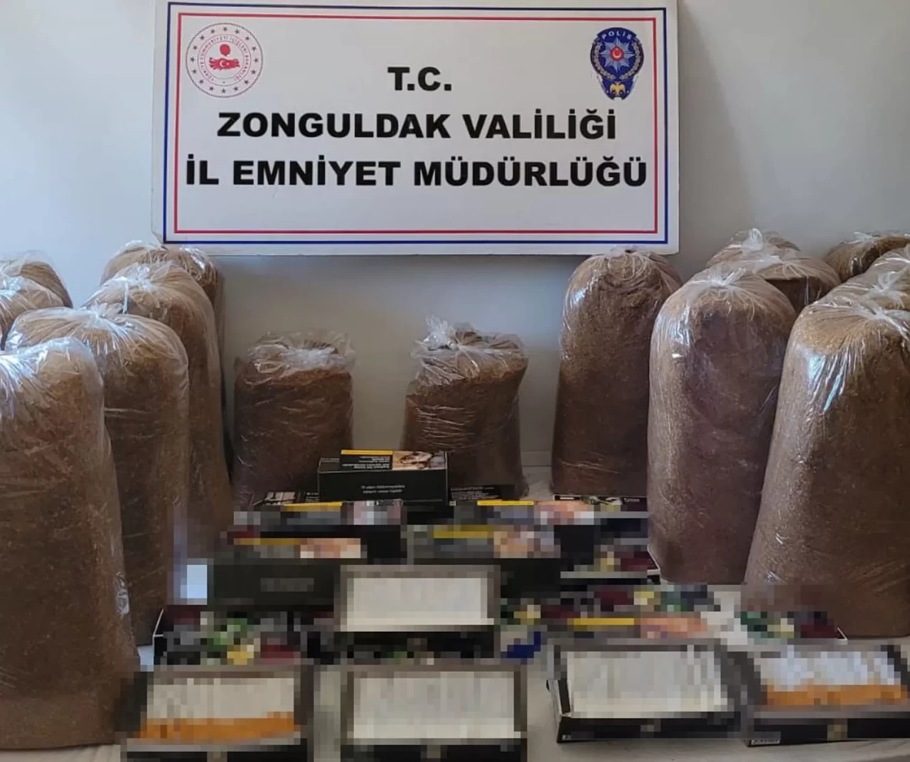 Zonguldak’ta 113 kilo kaçak tütün ve makaron ele geçirildi