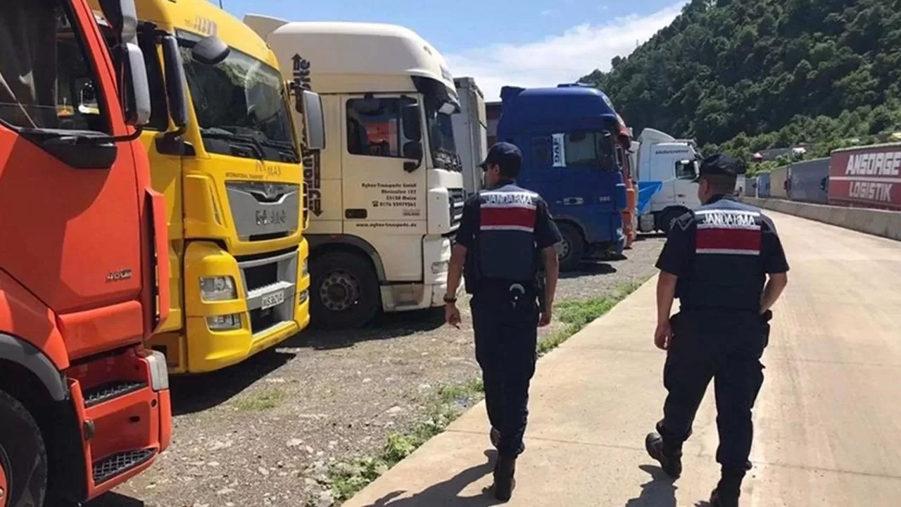 Rize'de 13 Afgan göçmen yakalandı