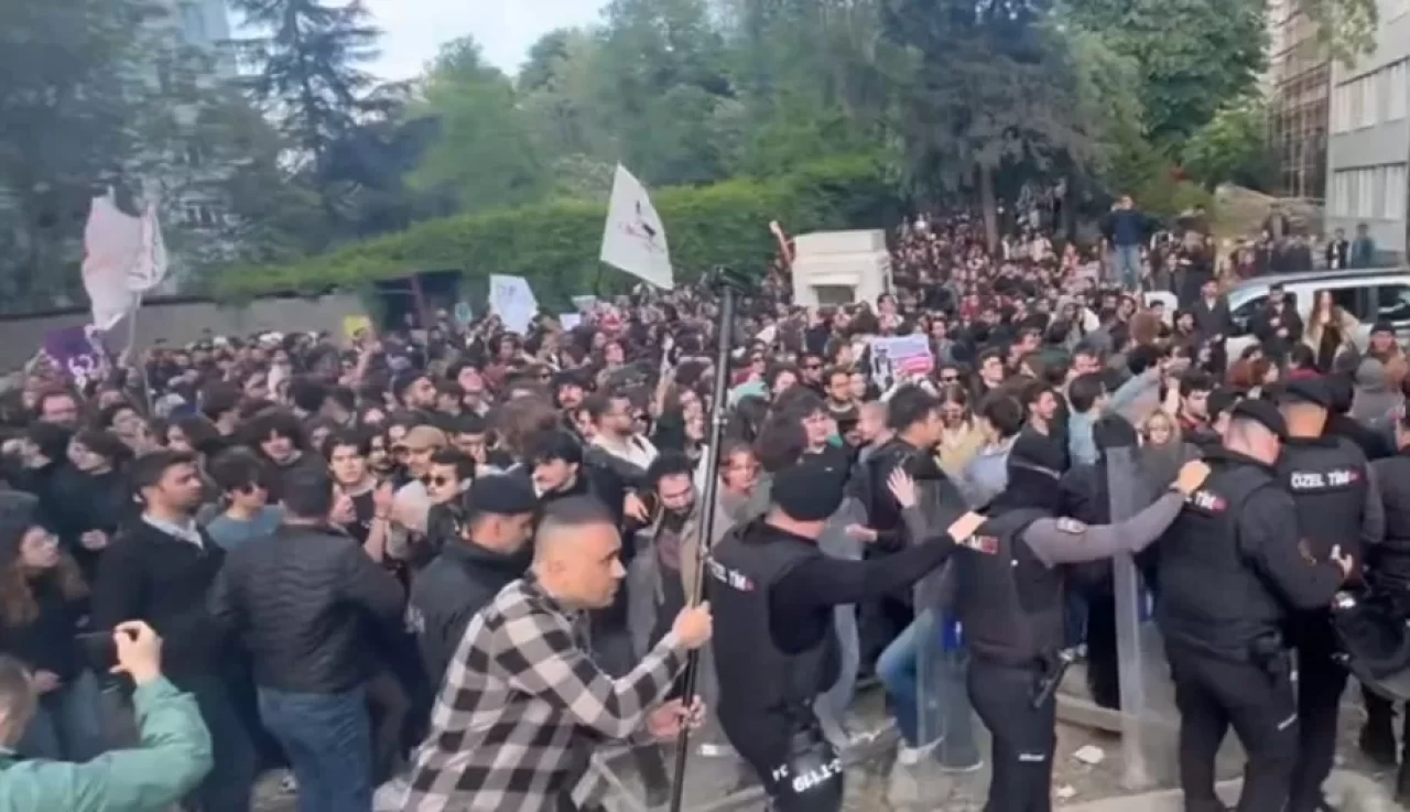Boğaziçi Üniversitesi'ndeki protestolarda 6 kişi tutuklandı