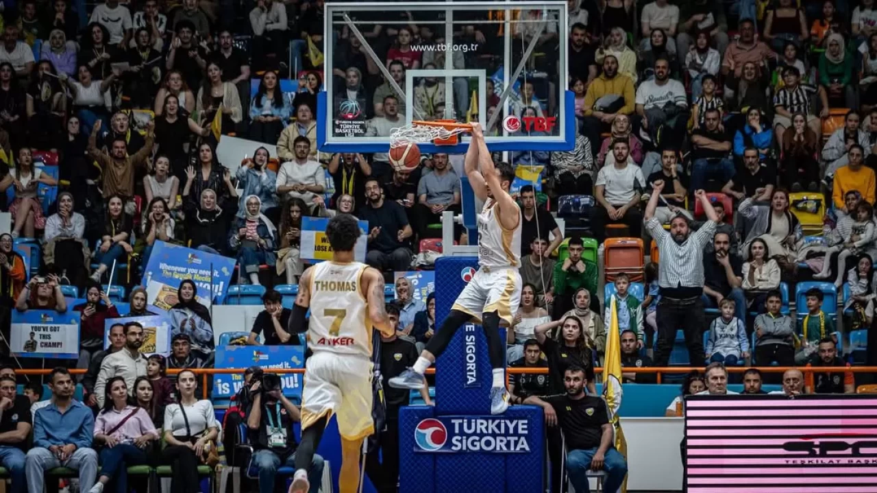 Konya BBSK evinde kazandı, seride eşitlik sağlandı | TBSL Play-off yarı finalinde Konya BBSK 90-79 MKE Ankaragücü