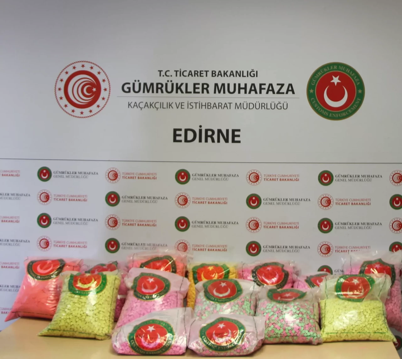 Kapıkule Sınır Kapısı’nda 77 kilo sentetik uyuşturucu hap ele geçirildi