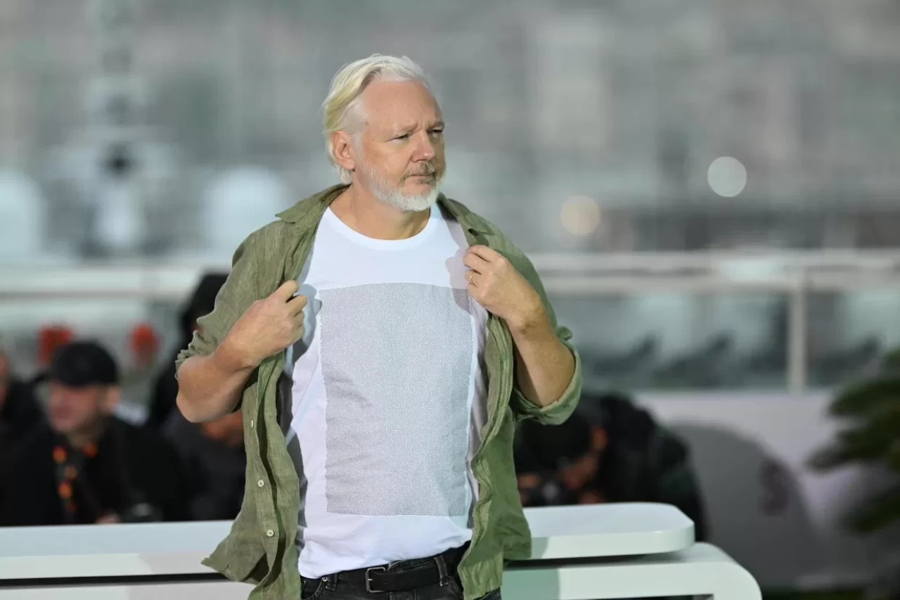 Assange'dan Cannes Film Festivali'nde Gazze protestosu