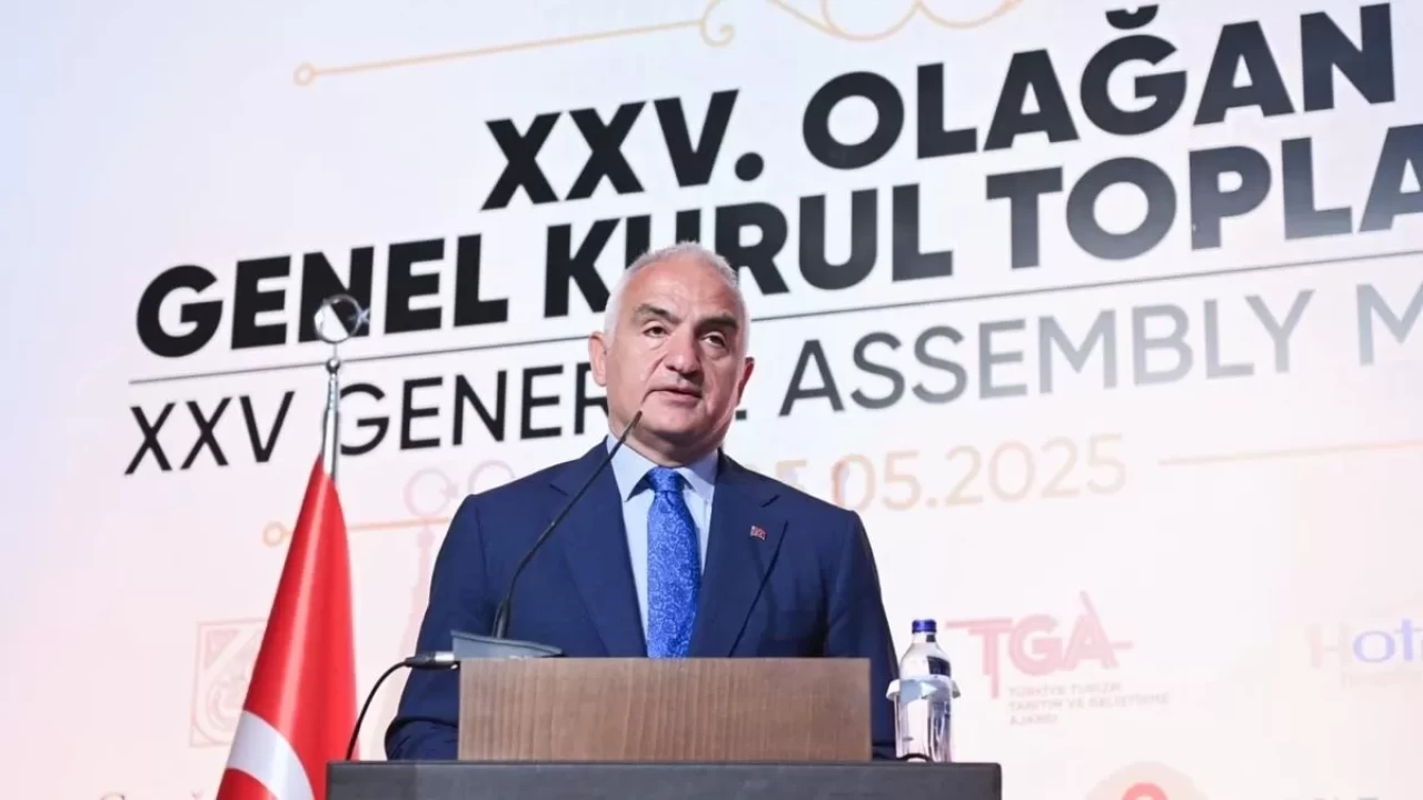 Bakan Ersoy: Temel amacımız 81 ile ve 12 aya yaymak