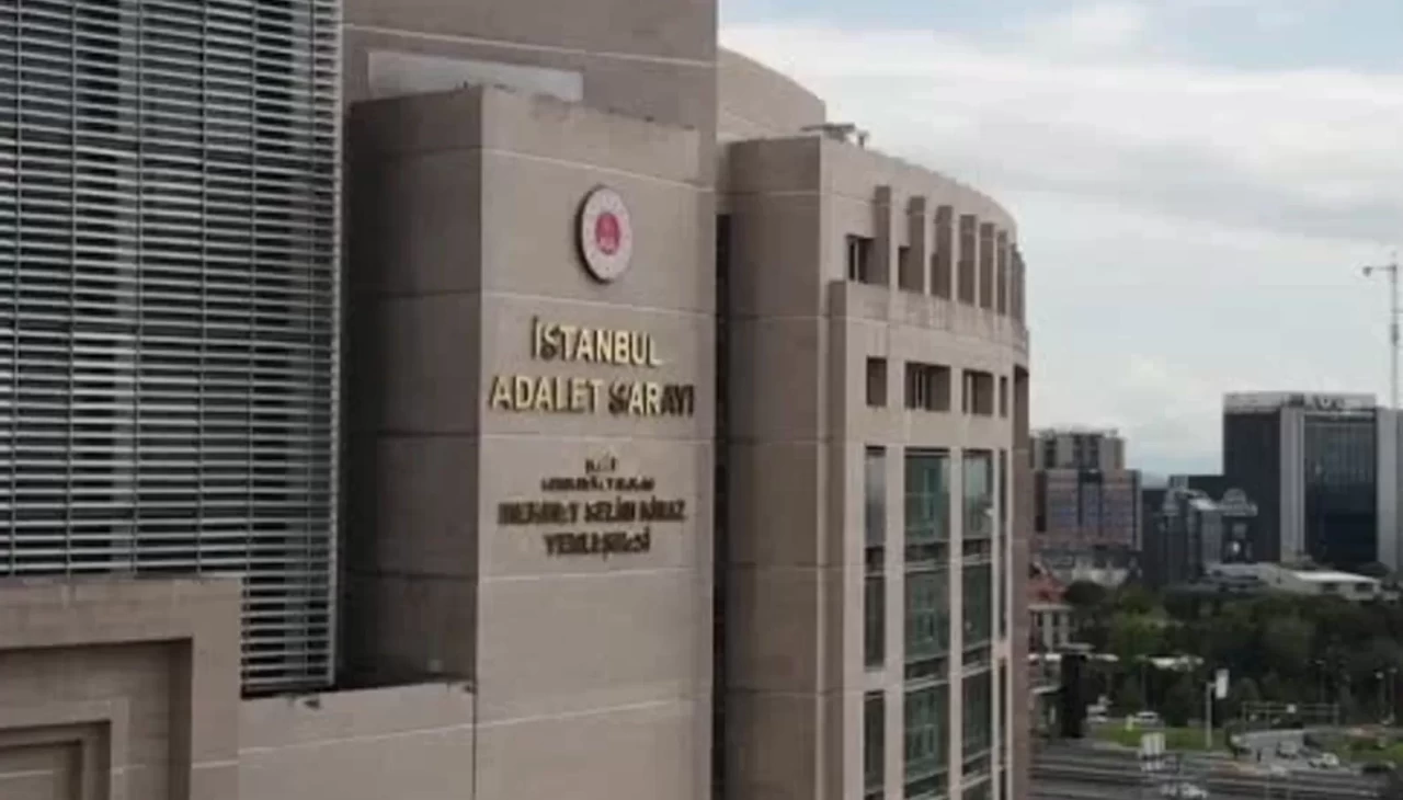 İstanbul'da biri Ukrayna pasaportlu 2 DEAŞ üyesi tutuklandı