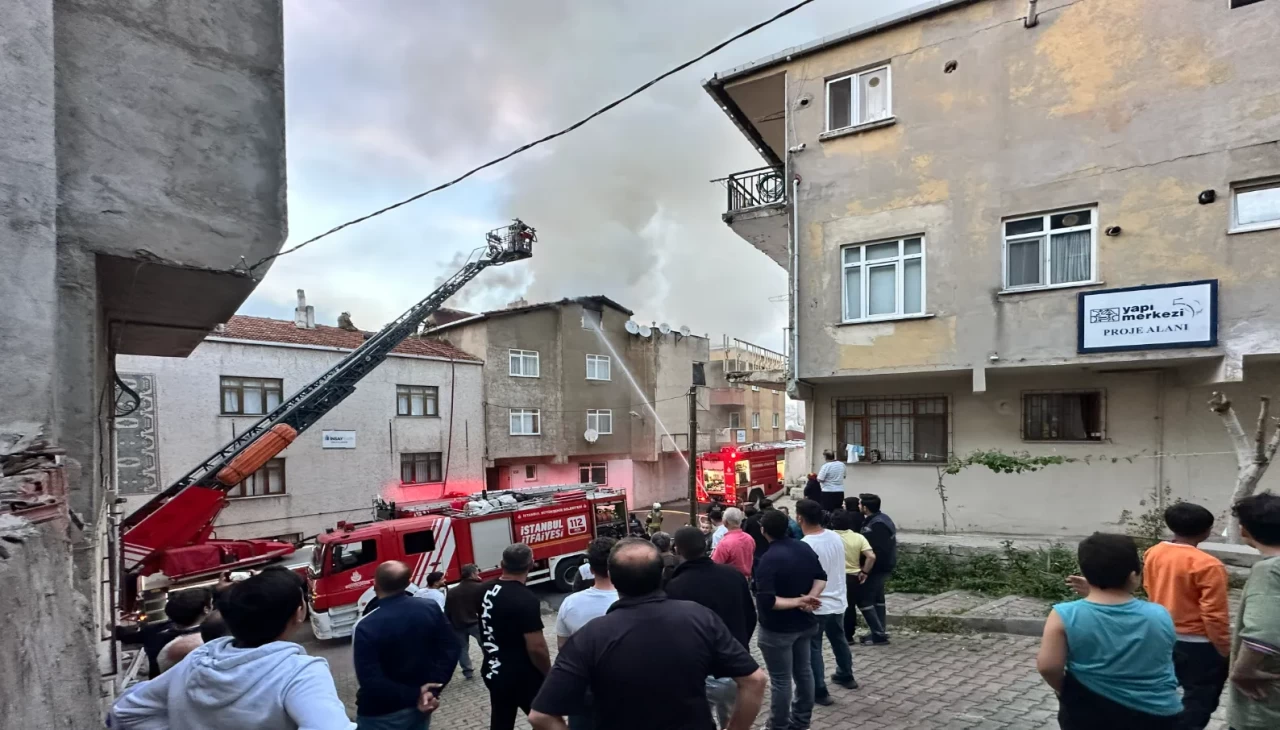 Ataşehir'de korkutan yangın