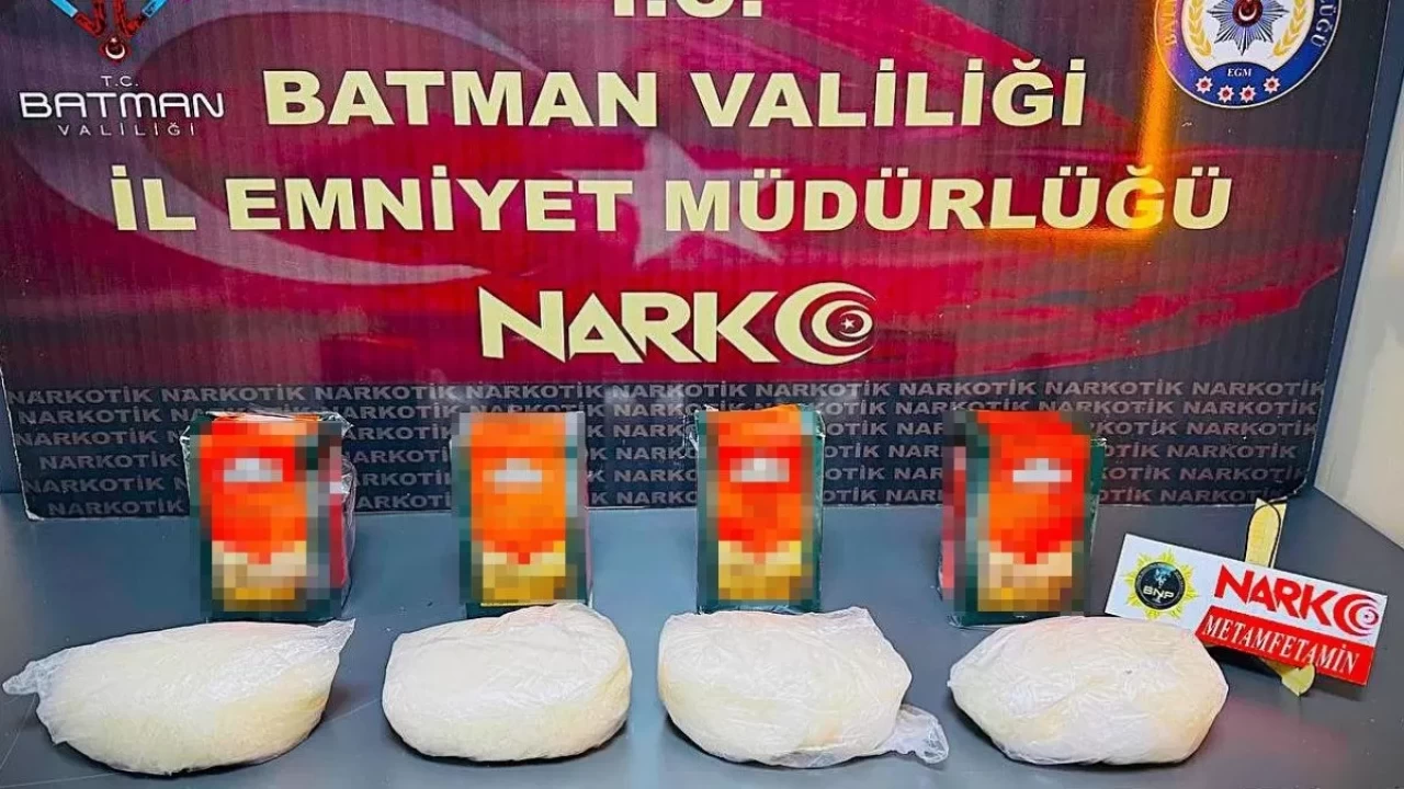 Batman'da çay paketleri içinde uyuşturucu taşıyan yolcu tutuklandı