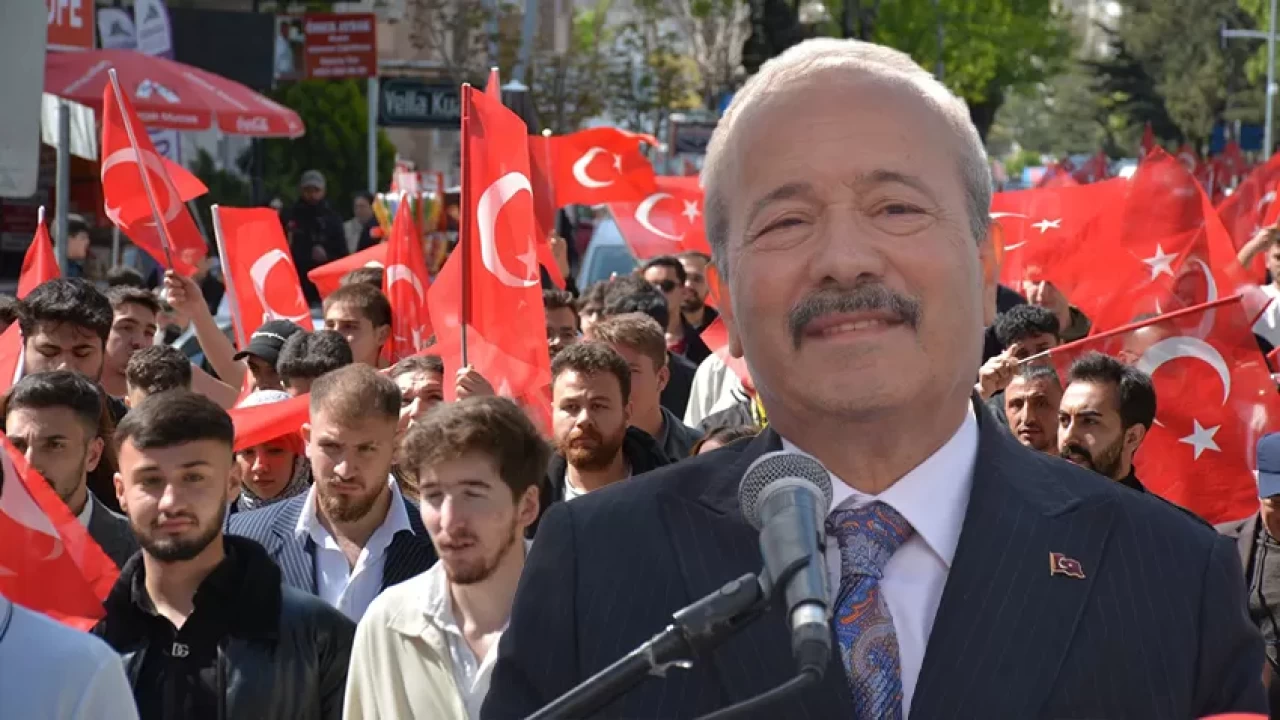 MHP'li Taytak: “Türk’e kefen biçenlerin, Türk’ün dirilişini gördükleri gündür 3 Mayıs!”