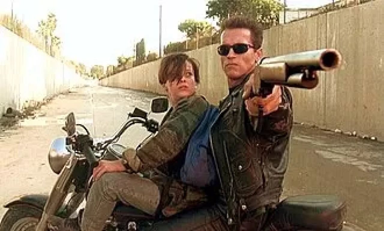 Terminatör 2: Kıyamet Günü Filminin Konusu Nedir? Oyuncuları Kimlerdir?