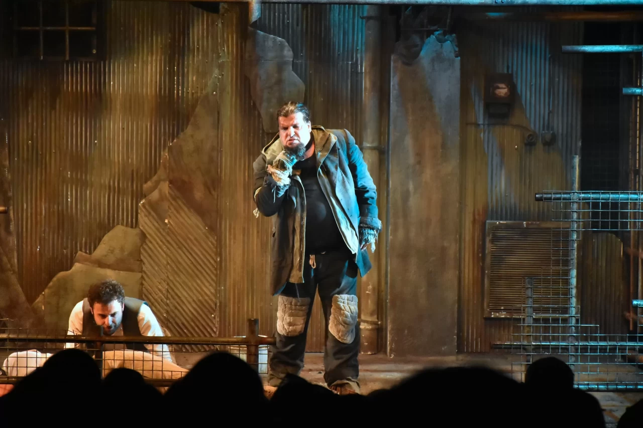 Trabzon'da "Ebedi Barış" sahnelendi