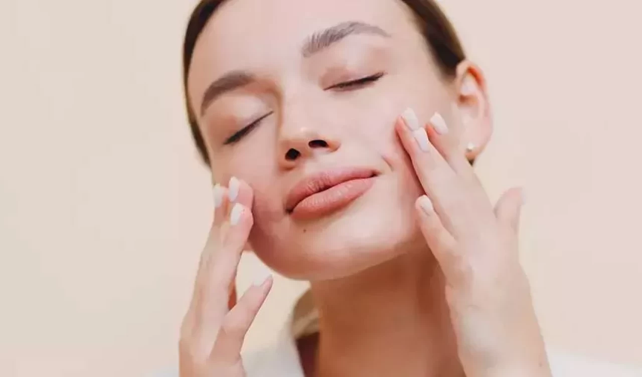 Üzüm sirkesi ile doğal cilt bakımı! Parlak bir cilt için bilmeniz gerekenler