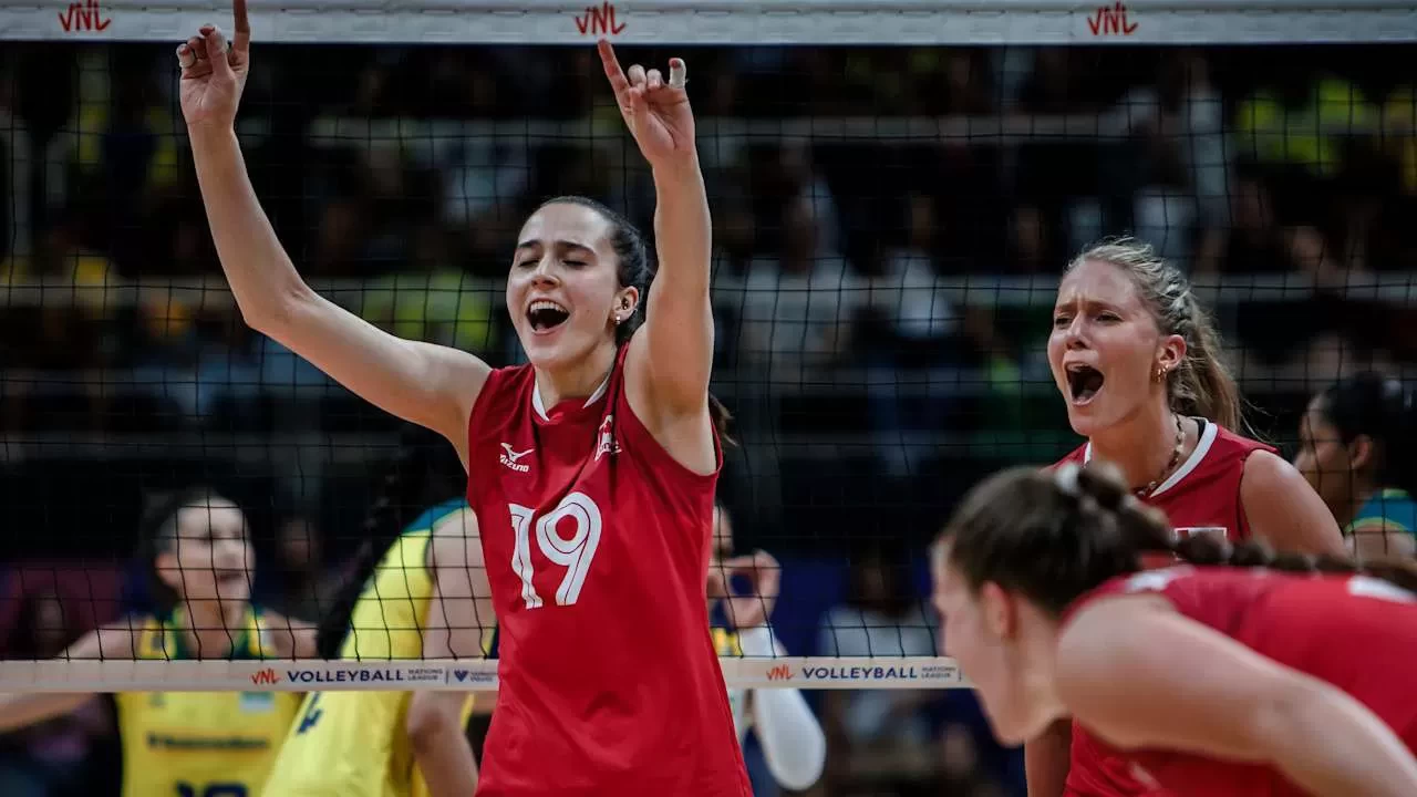 Sultanlar Ligi ekiplerinden Eczacıbaşı Kadın Voleybol Takımı, Emily Maglio’yu kadrosuna kattı