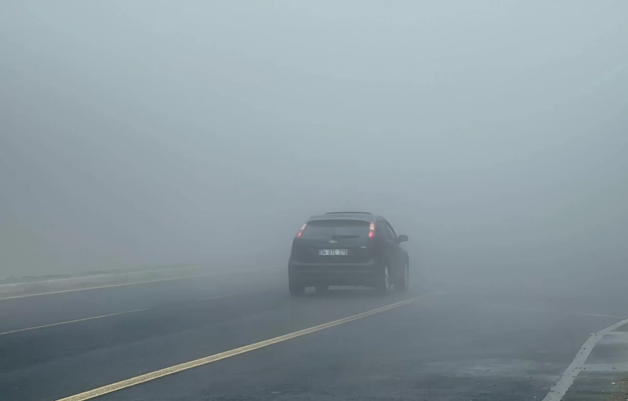 Bolu Dağı'nda sis etkili oldu