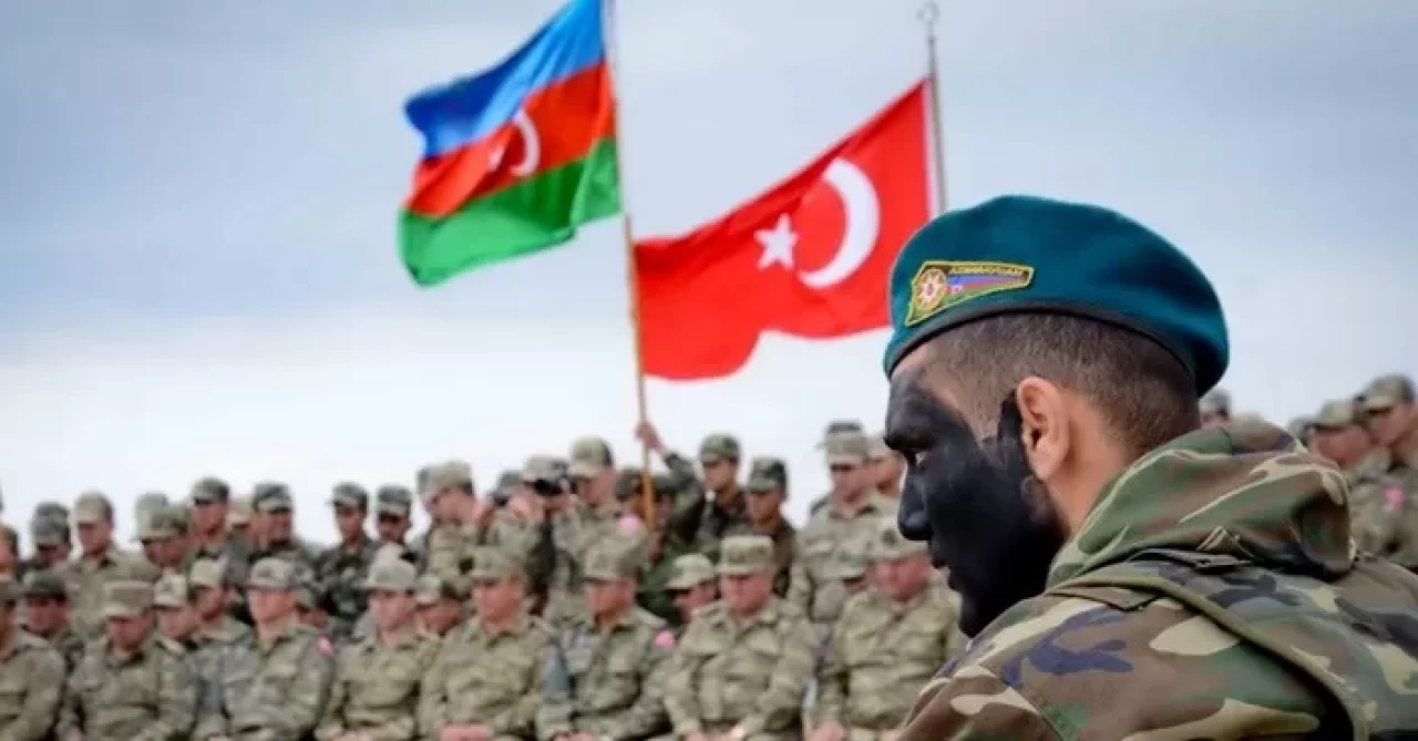 Tek millet, iki ordu sahada! Türkiye ve Azerbaycan’dan ortak gövde gösterisi