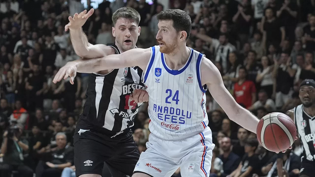 Anadolu Efes, seriye galibiyetle başladı | Basketbol Süper Ligi’nde Beşiktaş Basketbol 87-90 Anadolu Efes