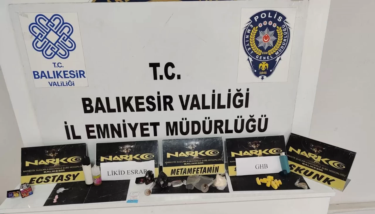 Uyuşturucuya geçit yok! Balıkesir’de 90 gram esrar yakalandı