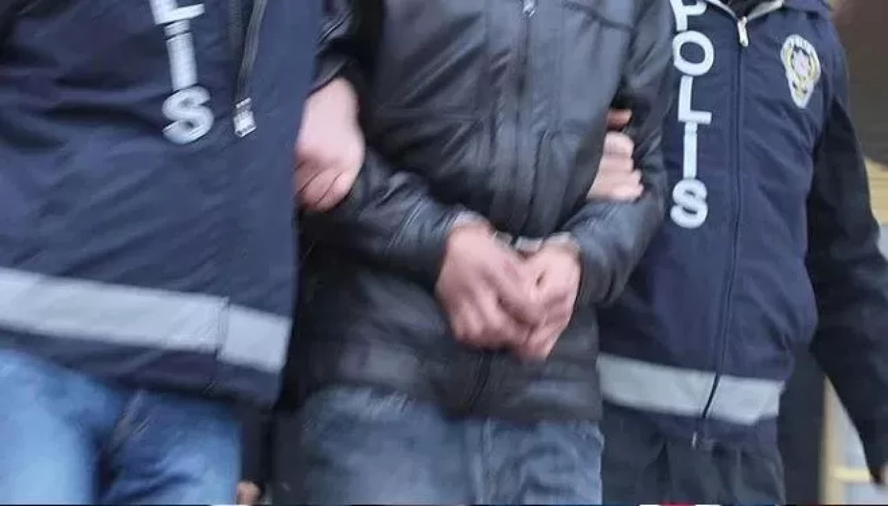 FETÖ'ye yeni operasyon: 5 gözaltı kararı