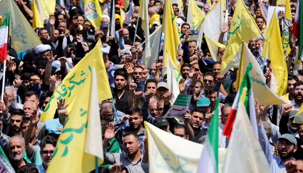 İran'ın dört bir yanında İsrail aleyhinde protesto! O kareler dünya basınında çok konuşuldu