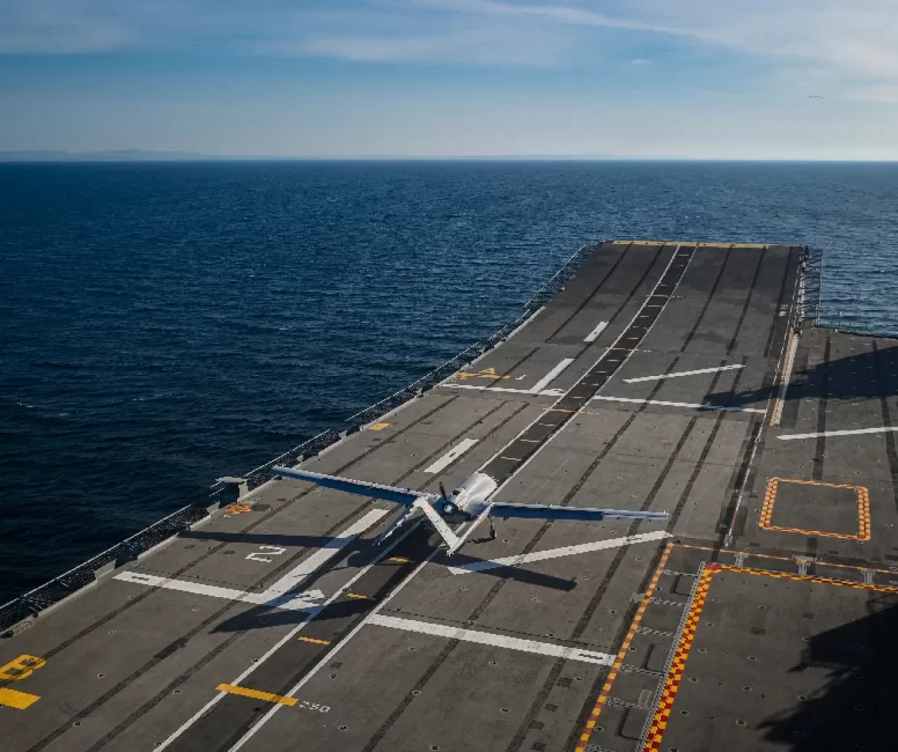 Bayraktar TB3 TCG Anadolu'da 100 sortiyi tamamladı