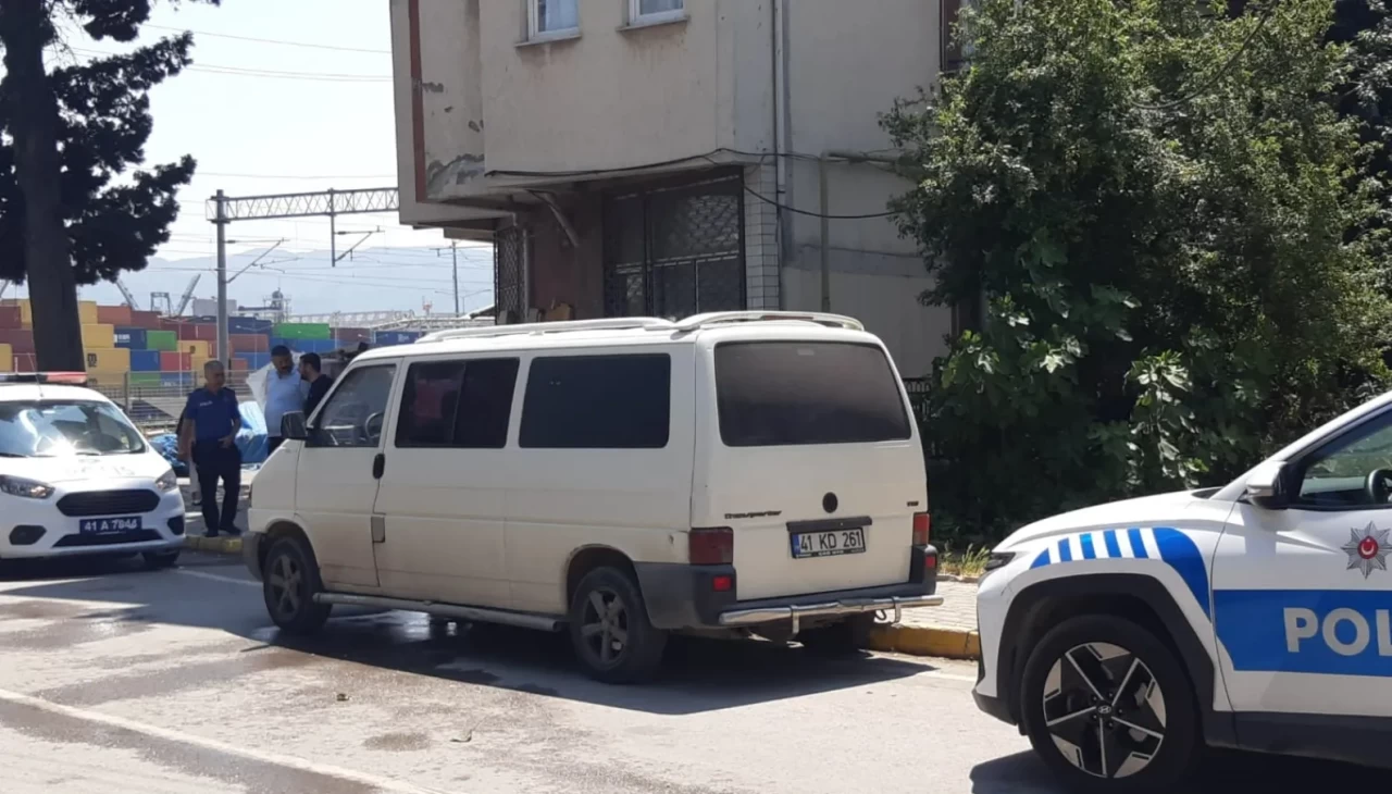 Kocaeli'de ‘Uygunsuz giyinme’ tartışması kavgaya dönüştü