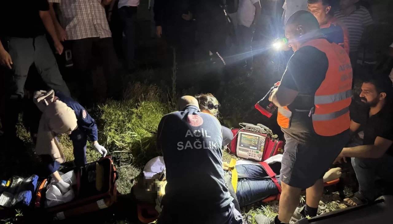 Dicle Nehri'ne düşen genç ekipler tarafından kurtarıldı