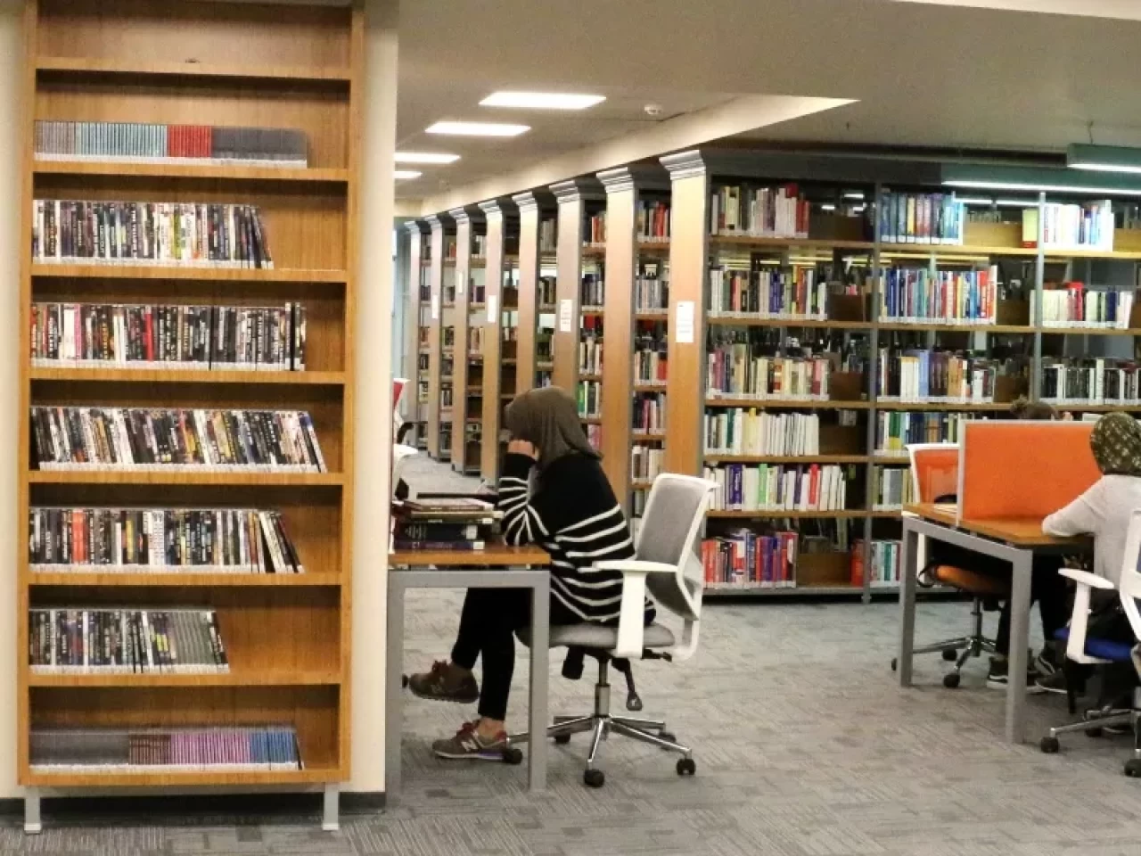 Bilgi ve Belge Yönetimi Bölümü Nedir? Mezunları Ne İş Yapar? Nerelerde Çalışır?