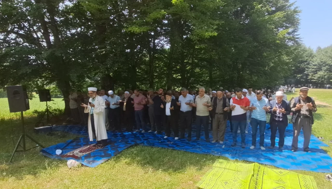 Pazaryeri'nde yağmur ve şükür duası geleneği