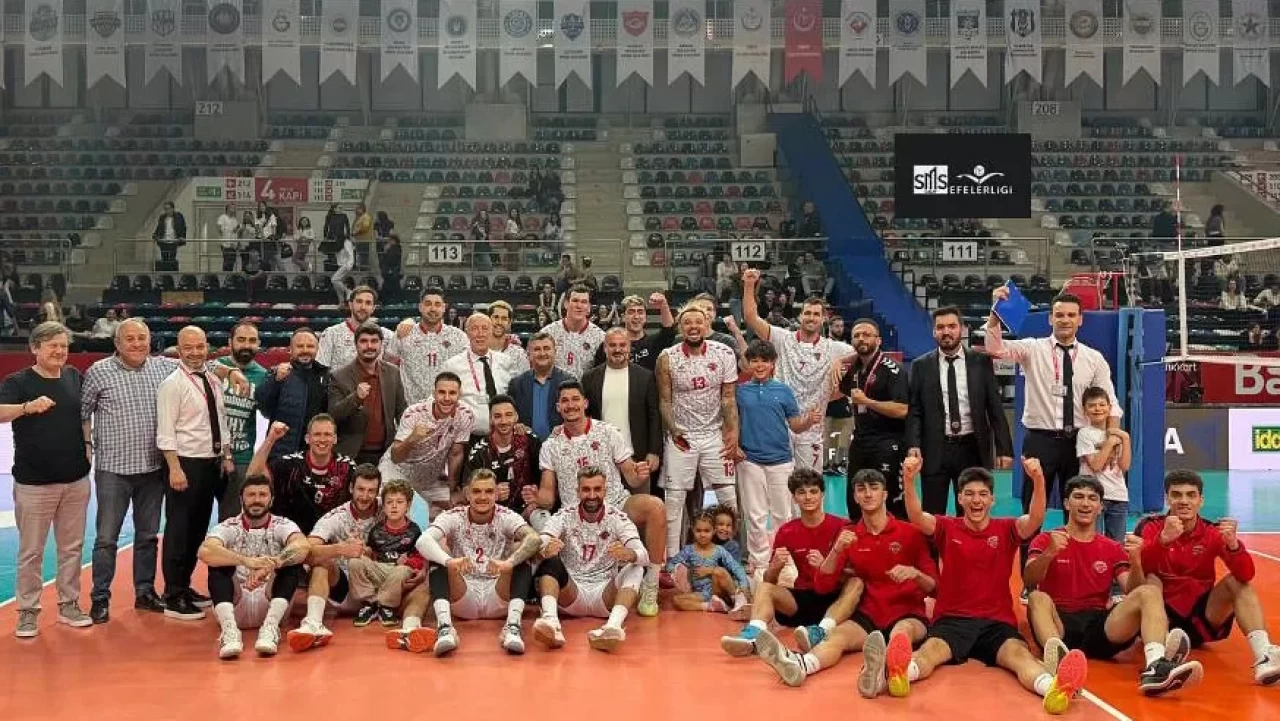 Spor Toto Erkek Voleybol Takımı kadrosuna 6 yeni isim ekledi