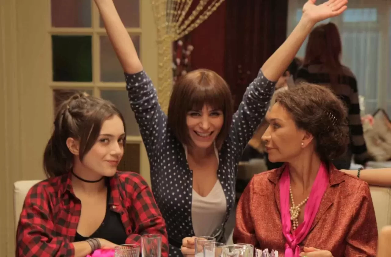 Kurtuluş Son Durak Filminin Konusu ve Oyuncuları: Kadınların Güçlü Mücadele Hikayesi