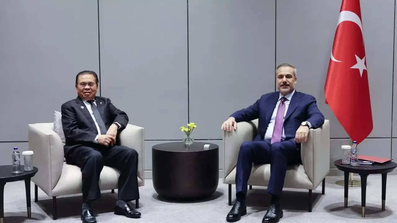 Bakan Fidan, Filipinler Moro İslami Kurtuluş Cephesi Lideri İbrahim'i ağırladı