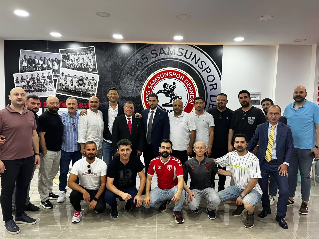 Samsunspor yönetimi, sivil toplum kuruluşları ile işbirliğine başladı