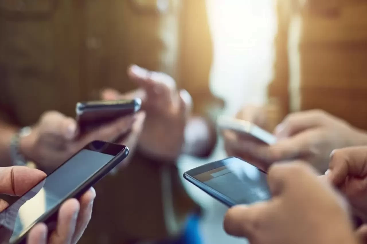 İtalya'da okullarda cep telefonu kullanımı artık tamamen yasak