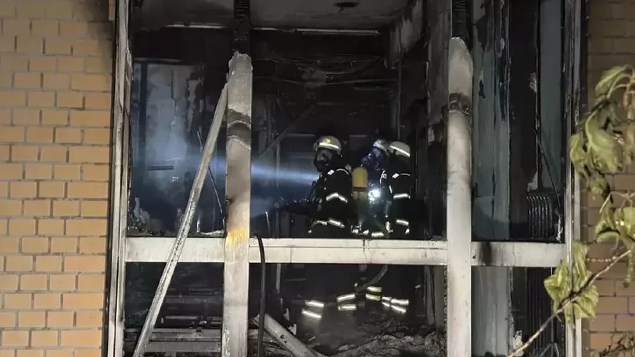 Almanya'da hastanede yangın: 3 ölü, 54 yaralı