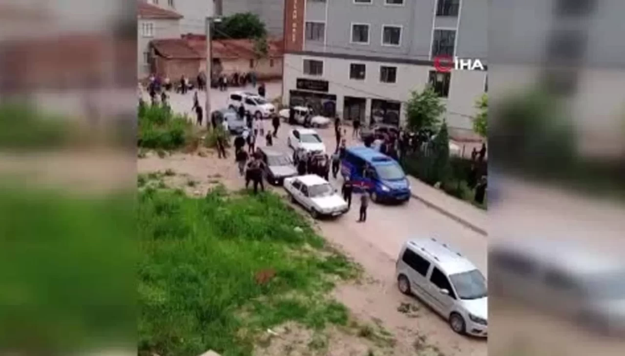 Bursa'da 4 kişinin yaralandığı yol vermeme kavgasında 1 kişi tutuklandı