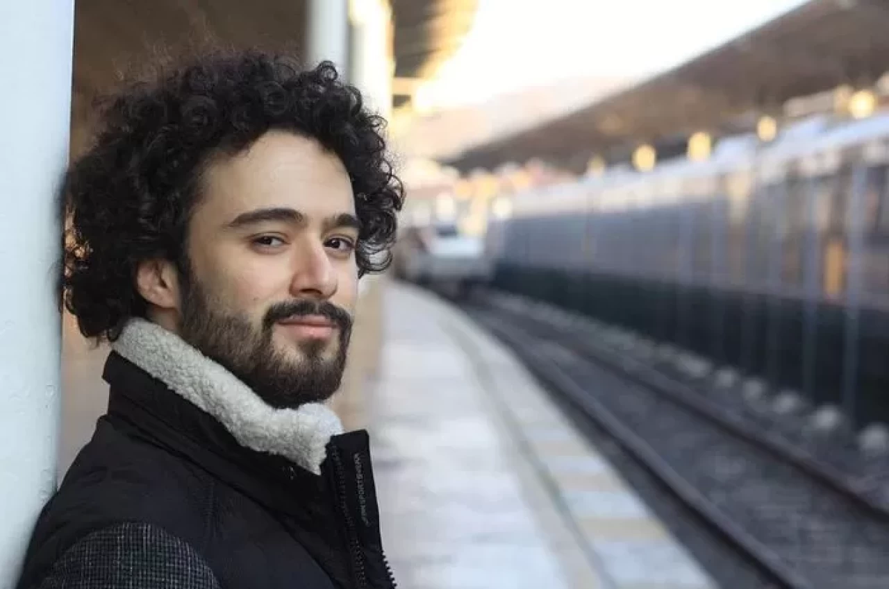 Mardin'de reklam oyuncusu Abdullah Cevheroğlu 11. kattan düşerek öldü