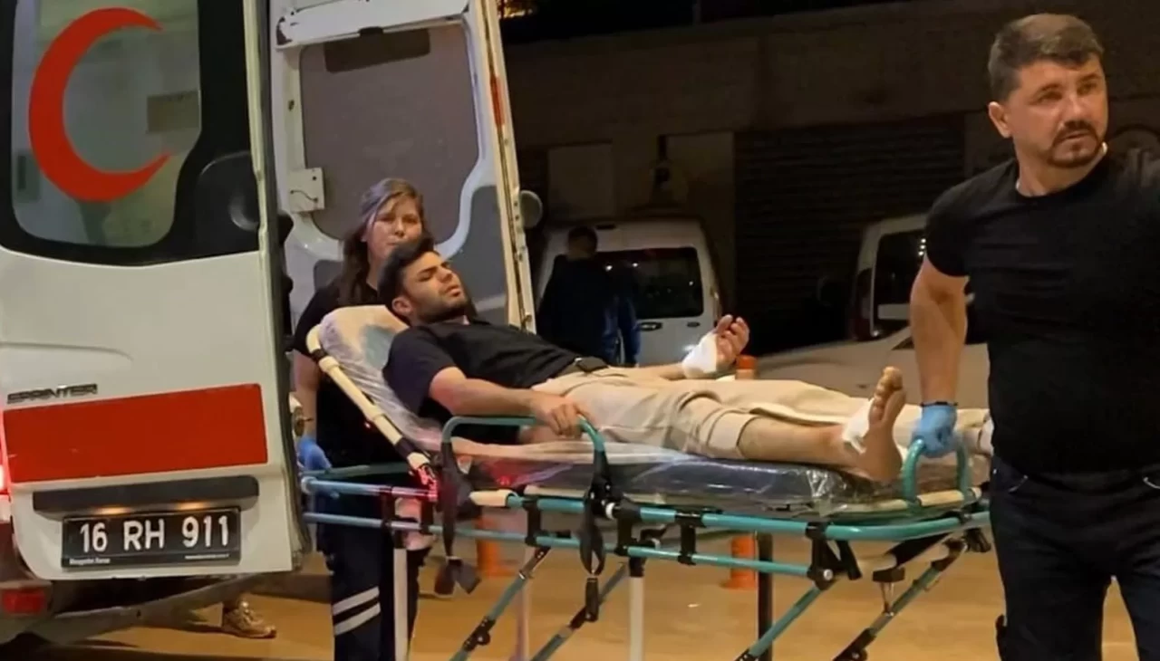 Bursa'da motosikletler çarpıştı: 4 yaralı