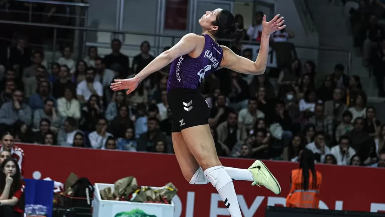 Fenerbahçe Kadın Voleybol Takımı, Yaasmeen Bedart-Ghani'yi kadrosuna kattı