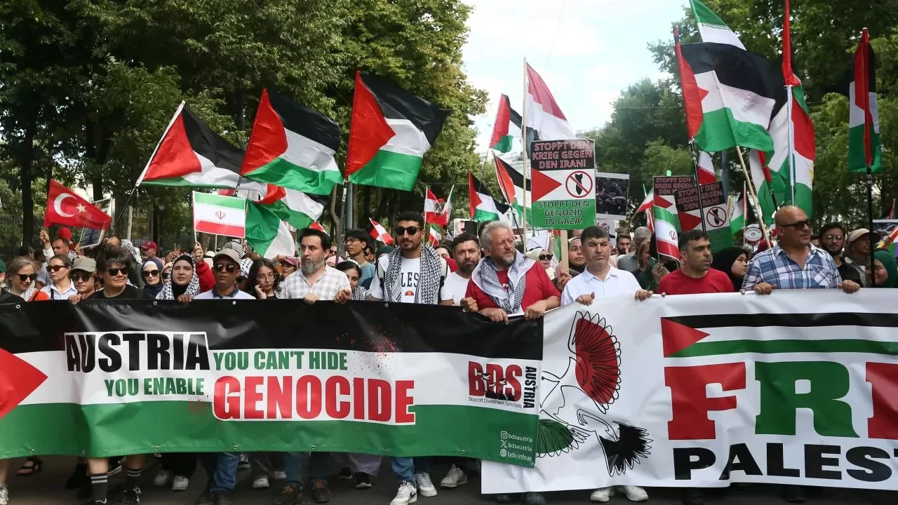 Avusturya'da Filistin'e destek gösterisi!