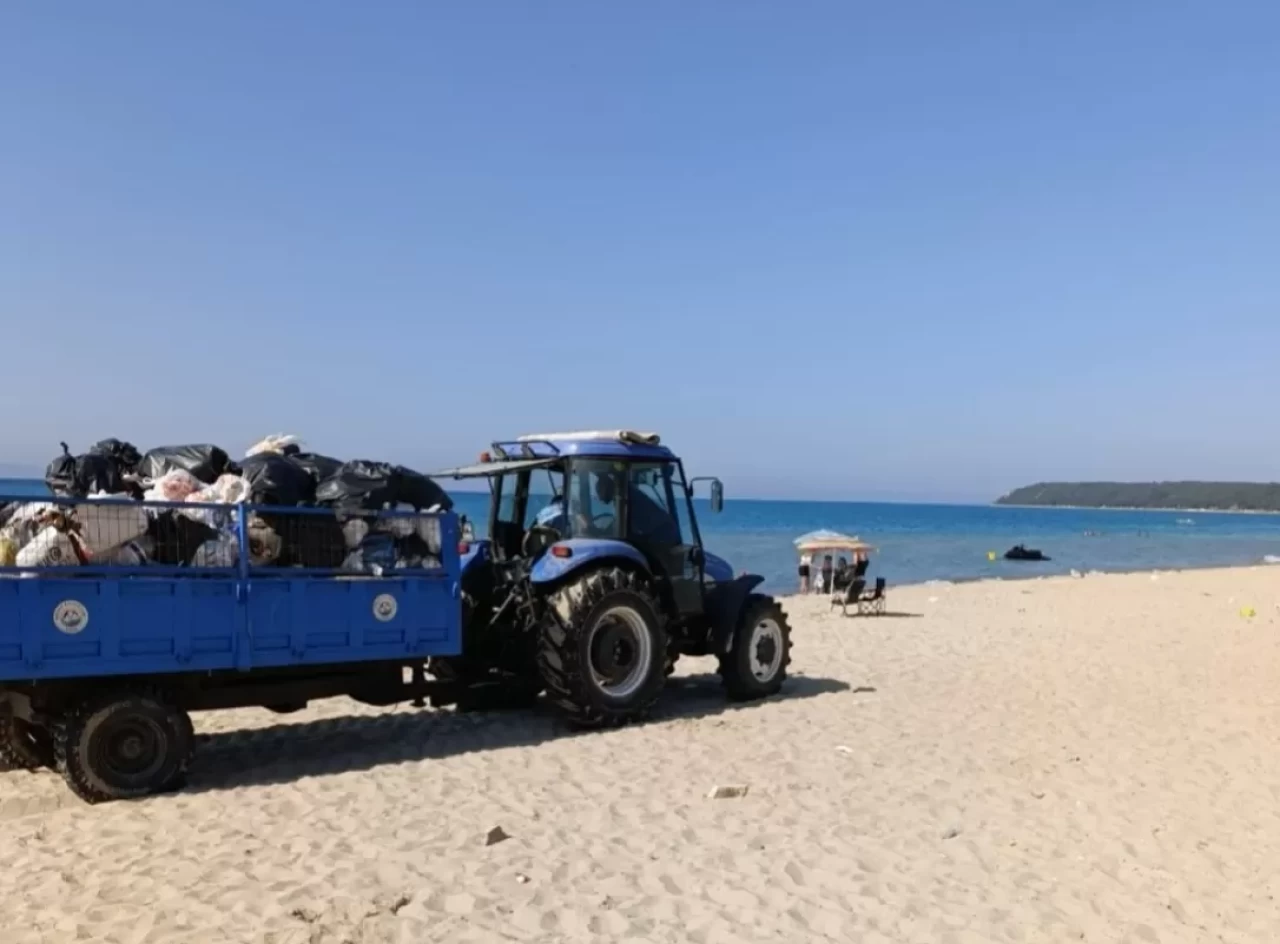 Kurban Bayramı tatilinde Saros Körfezi'nde 200 ton atık toplandı
