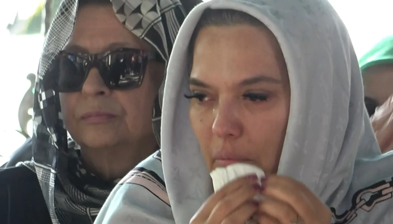 Demet Akalın'ın acı günü! Cenazede gözyaşlarına boğuldu