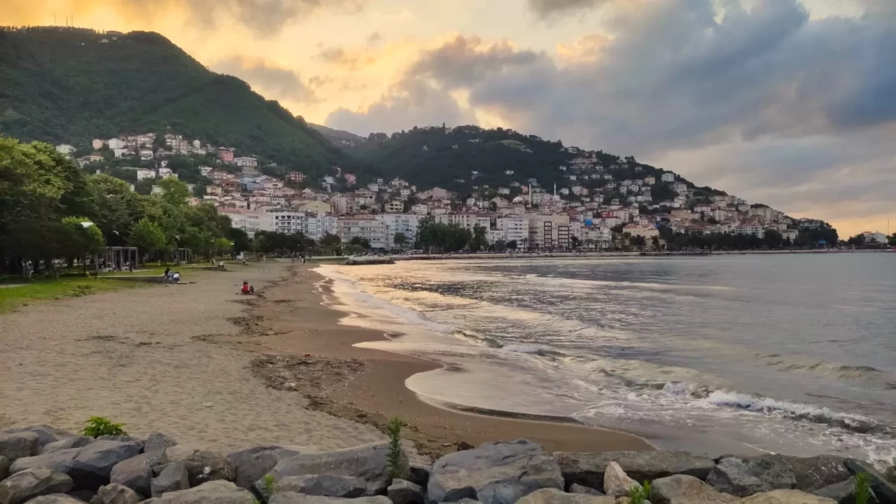 Valilik açıkladı: Ordu'da denize girmek 2 gün süreyle yasaklandı!