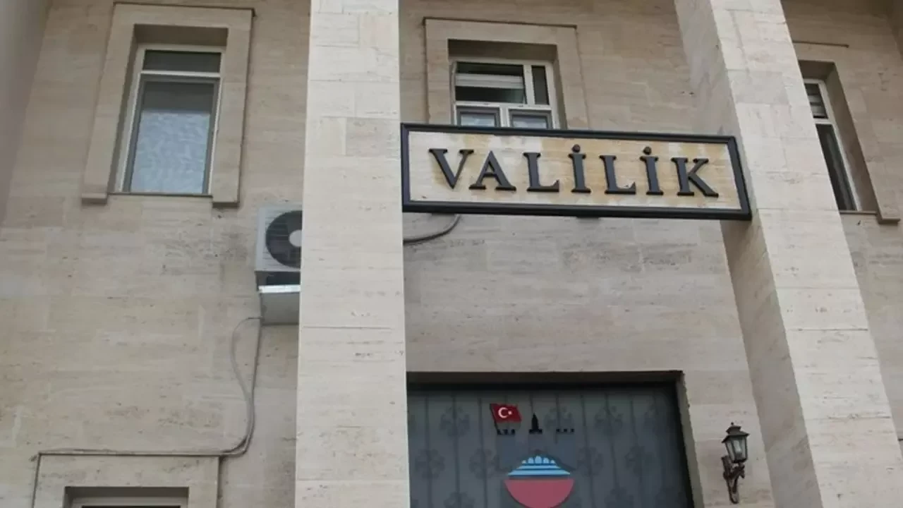 Vali Nasıl Olunur? Vali Olma Şartları Nelerdir?