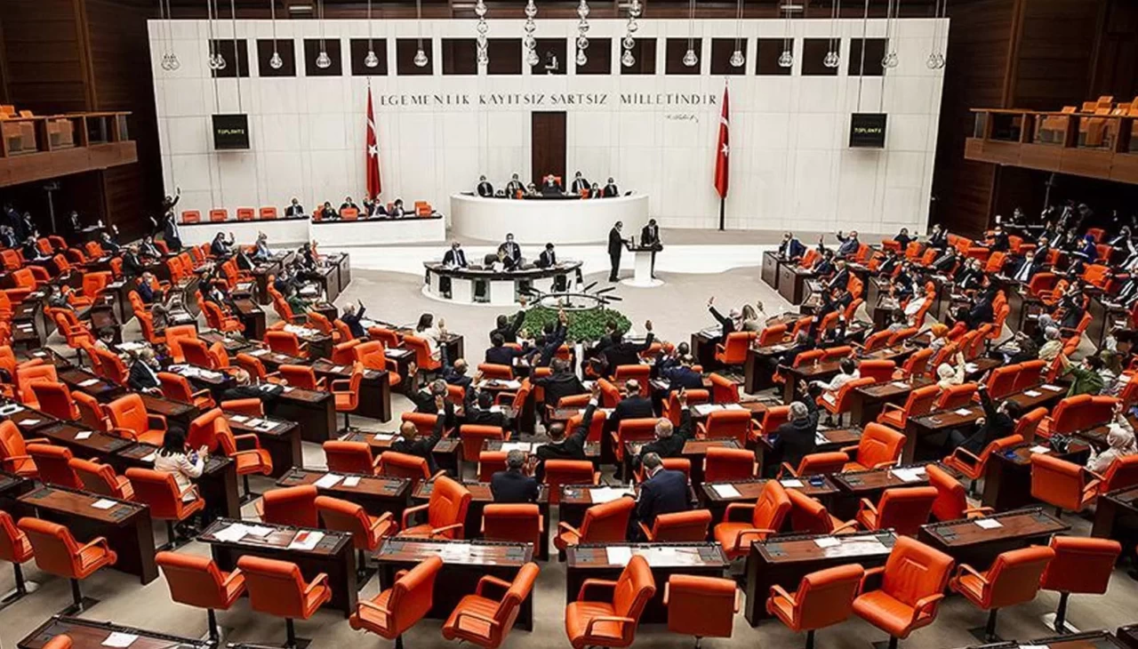 TBMM’nin çalışma süresinin uzatılmasına ilişkin karar Resmi Gazete’de