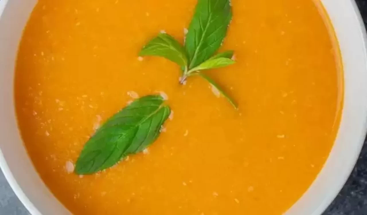 Bebeklerin beslenmesine uygun tuzsuz tarhana çorbası nasıl yapılır?