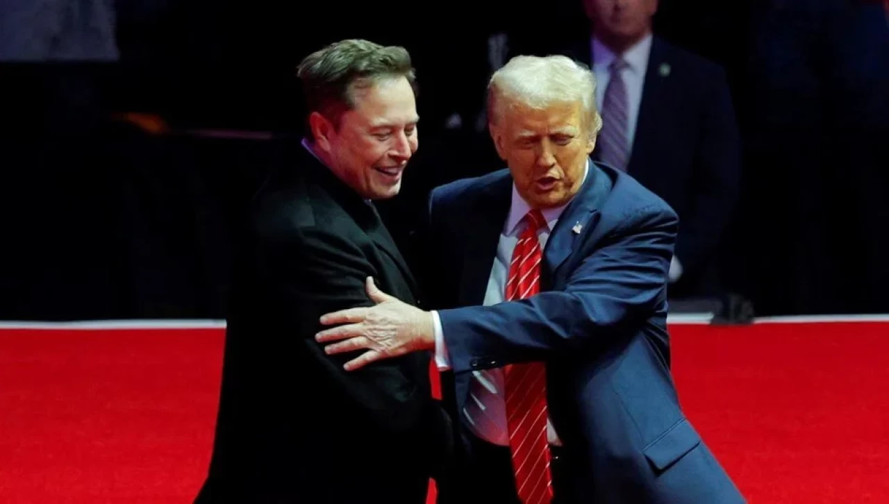 Elon Musk'tan çağrı: "Trump azledilmeli!"