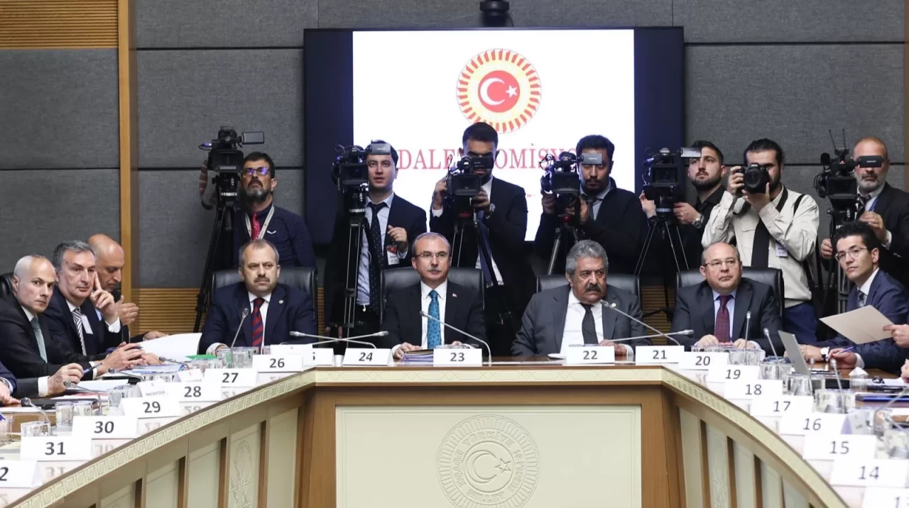 10. Yargı Paketi, TBMM Adalet Komisyonunda kabul edildi